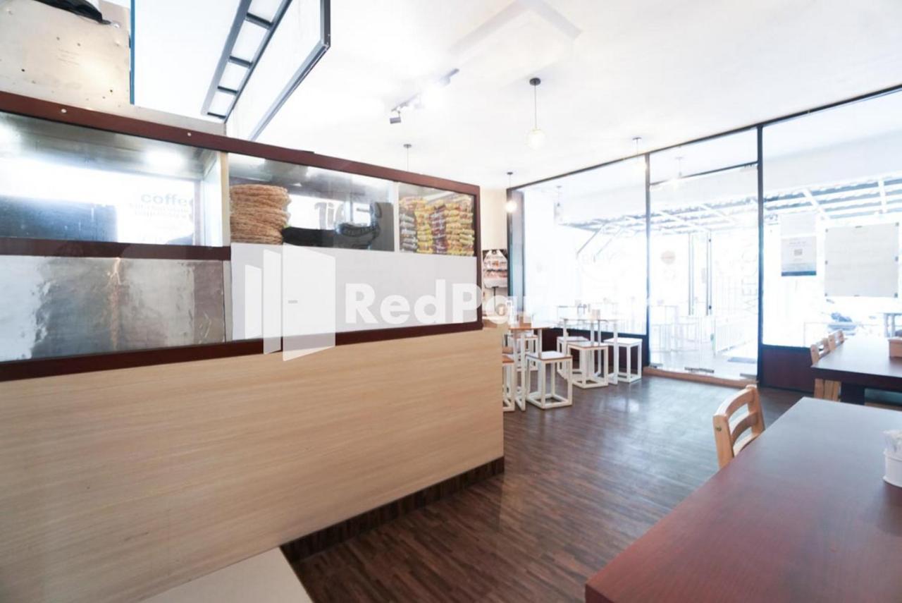 Eascot Mitra Reddoorz Hotel 2*
